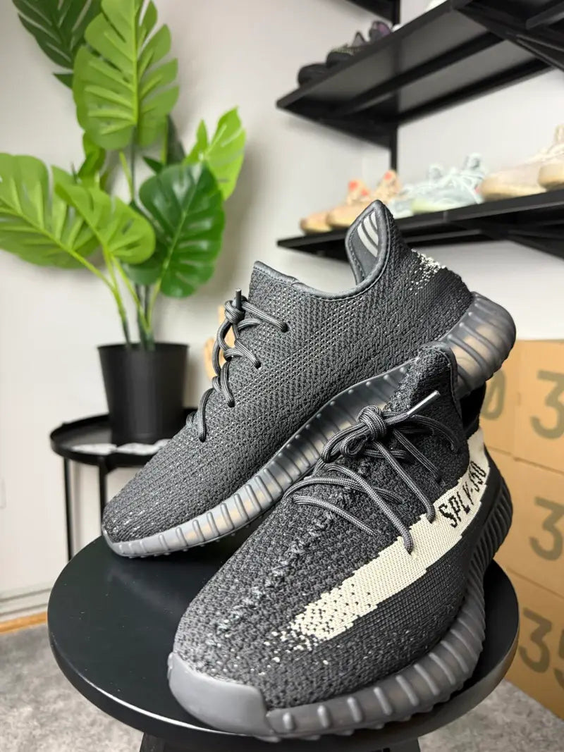 Yeezy Boost 350 "Oreo"
