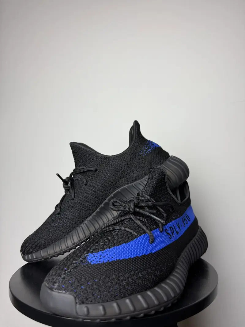 Yeezy Boost 350 "Dazzling blue"